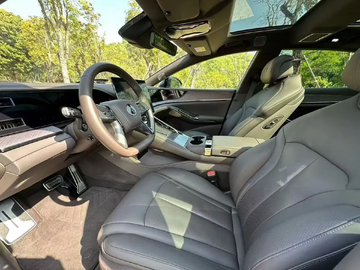 2024 Denza DenzaZ9 2.0T 207HP L4 E-CVT PHEV 38.5KWH,autocango,china used car exporter,china ev exporter,chinese used car exporter,chinese used ev exporter