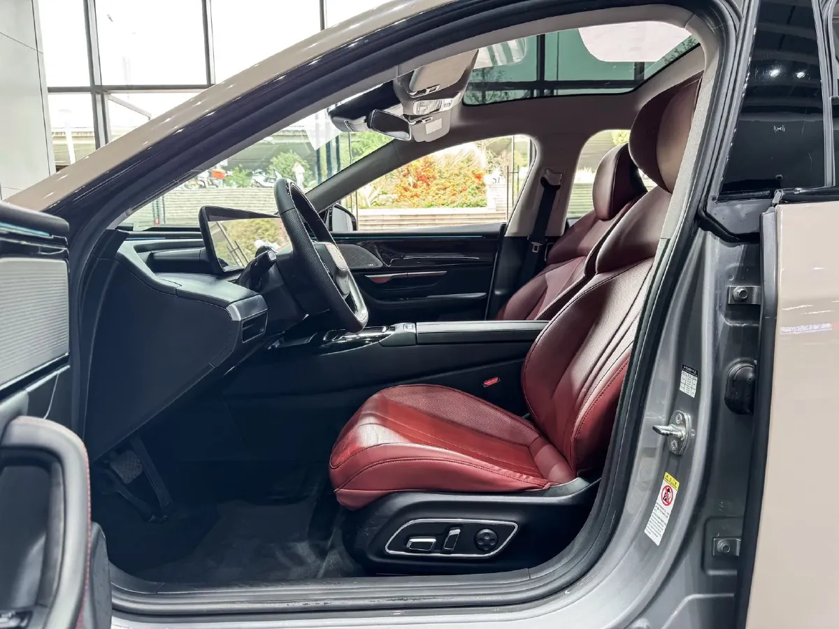 2022 DongFeng Forthing M7 2.0T 224HP L4 8AT,autocango,china used car exporter,china ev exporter,chinese used car exporter,chinese used ev exporter