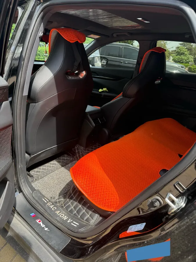 2023 ChangAn UNI-V 1.5T 188HP L4 7DCT,autocango,china used car exporter,china ev exporter,chinese used car exporter,chinese used ev exporter