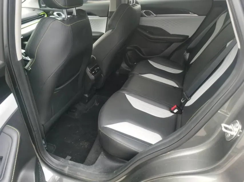 2022 Geely Coolray 1.5T 181HP L4 7DCT,autocango,china used car exporter,china ev exporter,chinese used car exporter,chinese used ev exporter