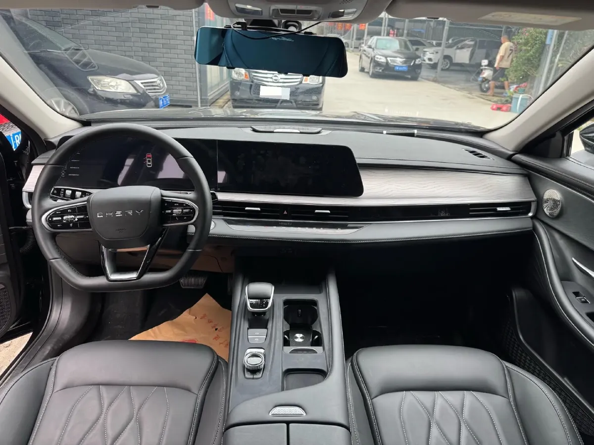 2025 Chery Arrizo 8 1.6T 197HP L4 7DCT,autocango,china used car exporter,china ev exporter,chinese used car exporter,chinese used ev exporter