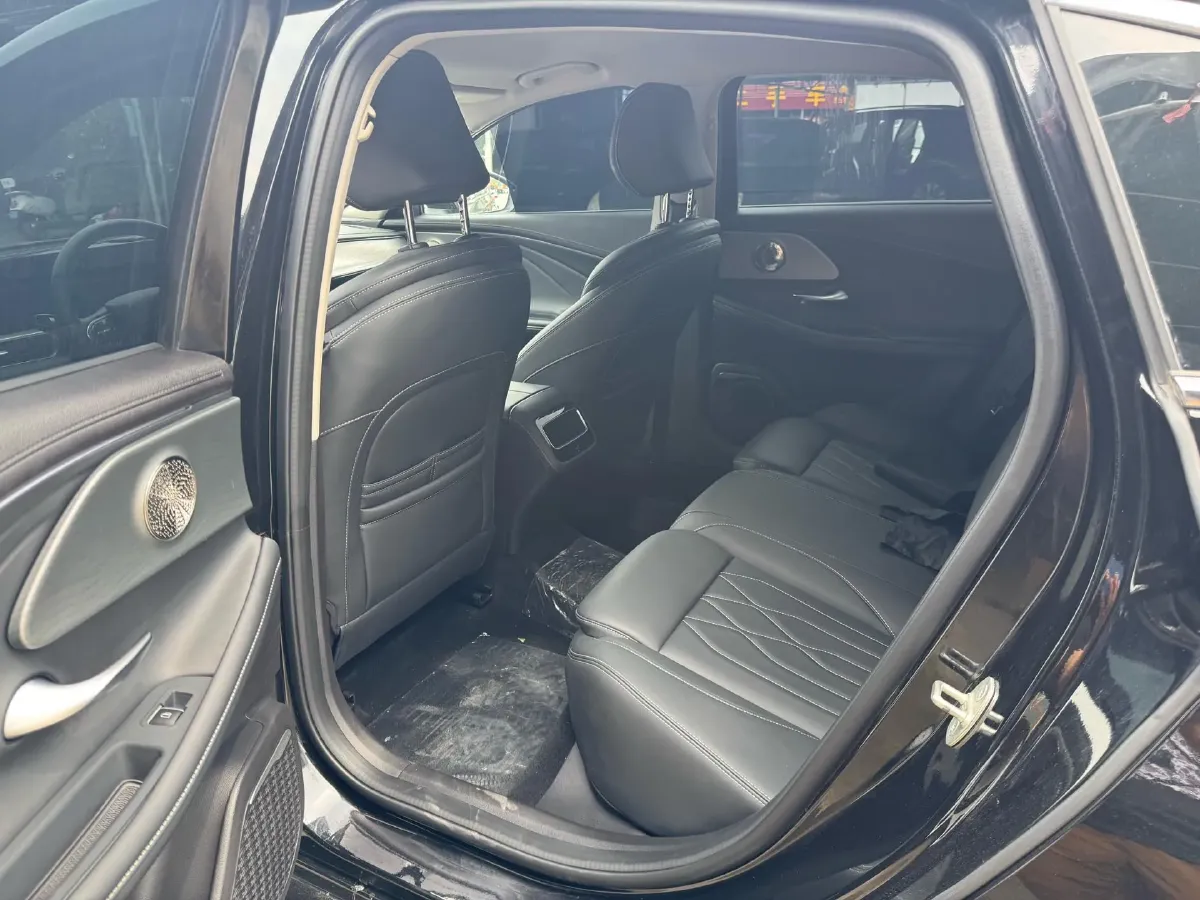 2025 Chery Arrizo 8 1.6T 197HP L4 7DCT,autocango,china used car exporter,china ev exporter,chinese used car exporter,chinese used ev exporter