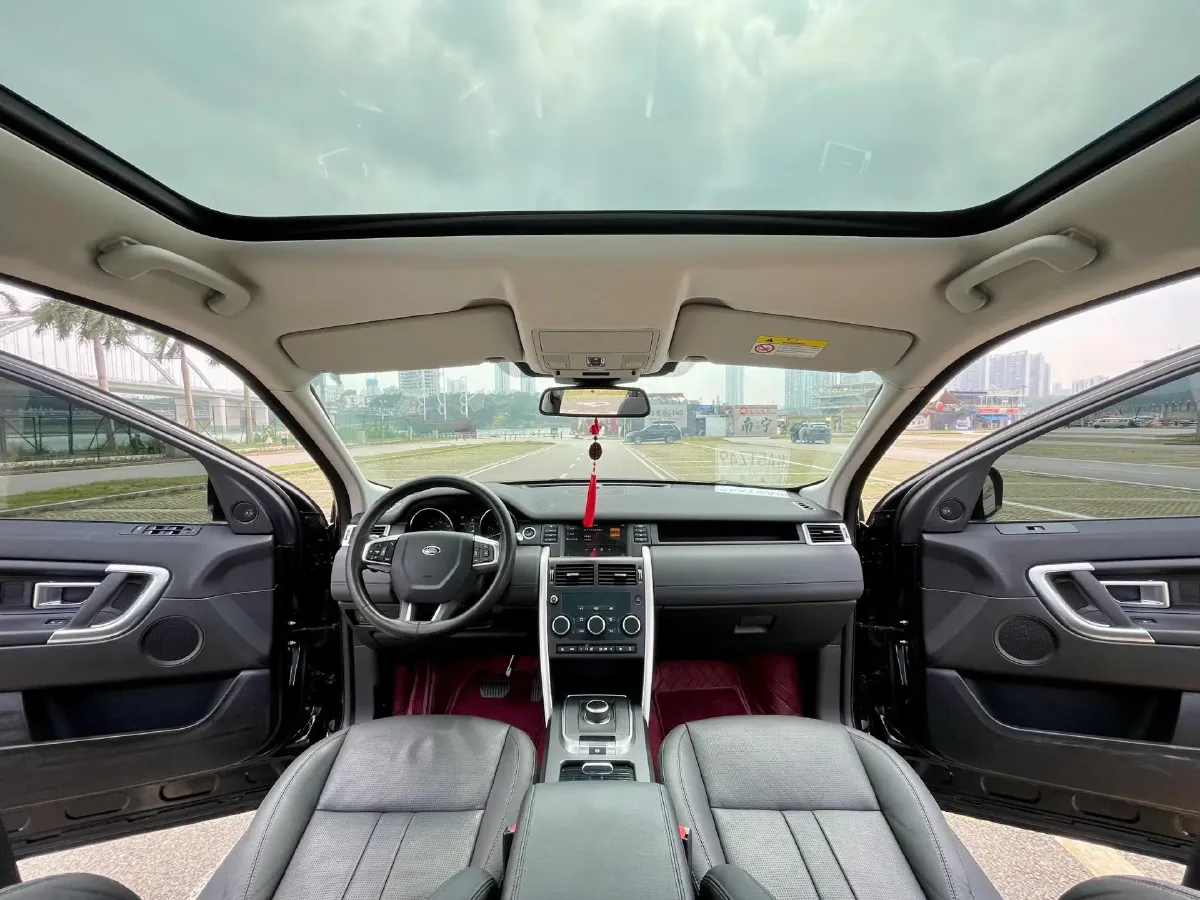 2018 Land Rover Discovery Sport 2.0T 241HP L4 9AT,autocango,china used car exporter,china ev exporter,chinese used car exporter,chinese used ev exporter