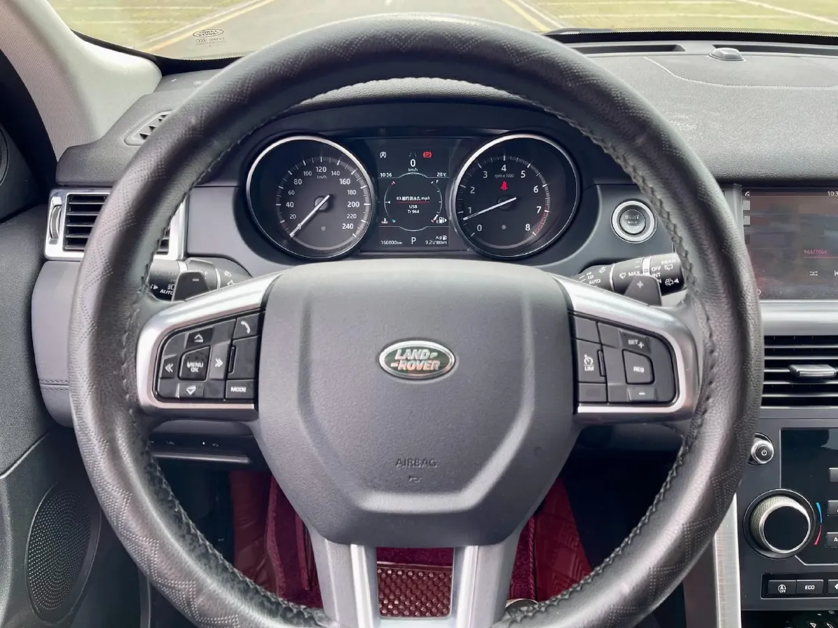 2018 Land Rover Discovery Sport 2.0T 241HP L4 9AT,autocango,china used car exporter,china ev exporter,chinese used car exporter,chinese used ev exporter