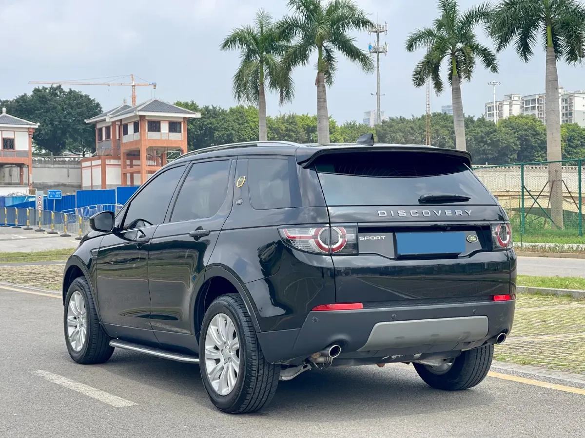 2018 Land Rover Discovery Sport 2.0T 241HP L4 9AT,autocango,china used car exporter,china ev exporter,chinese used car exporter,chinese used ev exporter