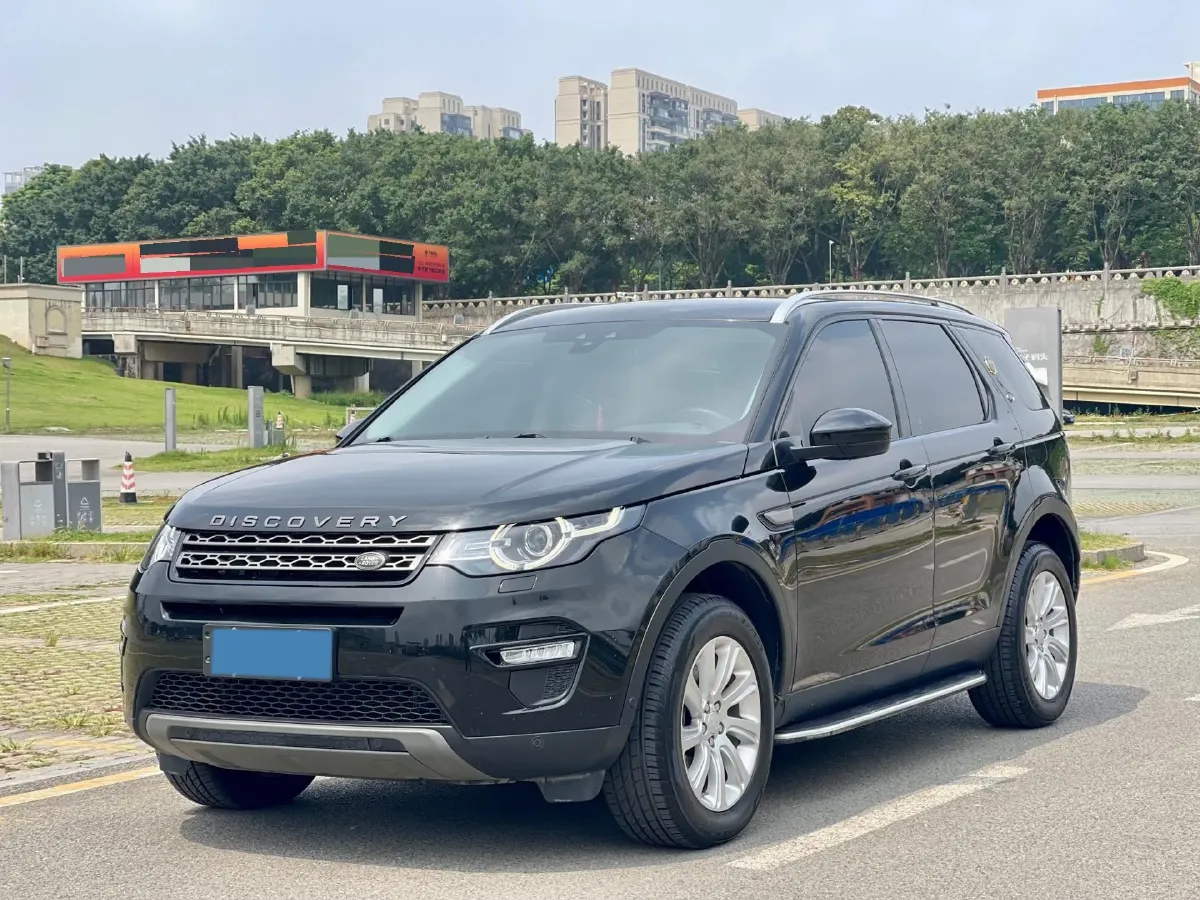 2018 Land Rover Discovery Sport 2.0T 241HP L4 9AT,autocango,china used car exporter,china ev exporter,chinese used car exporter,chinese used ev exporter