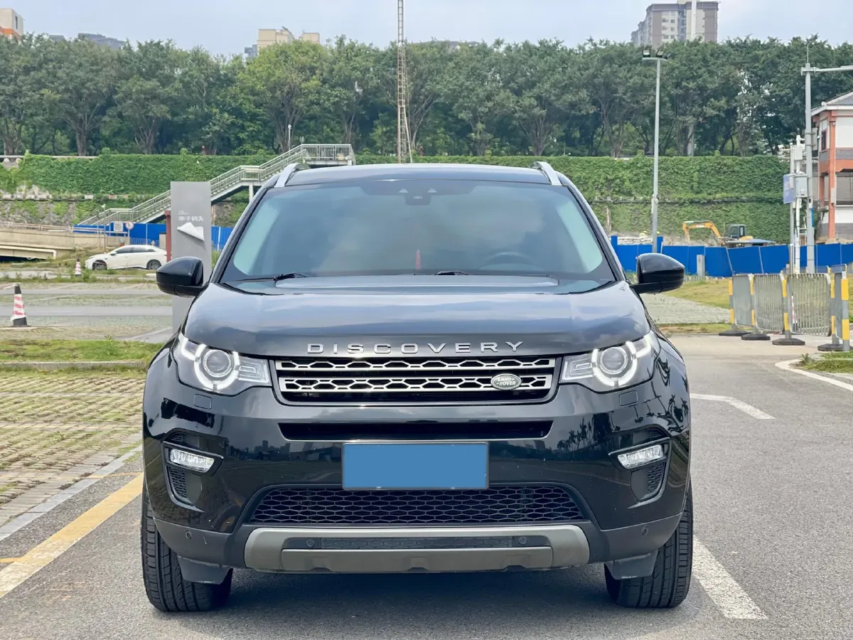 2018 Land Rover Discovery Sport 2.0T 241HP L4 9AT,autocango,china used car exporter,china ev exporter,chinese used car exporter,chinese used ev exporter