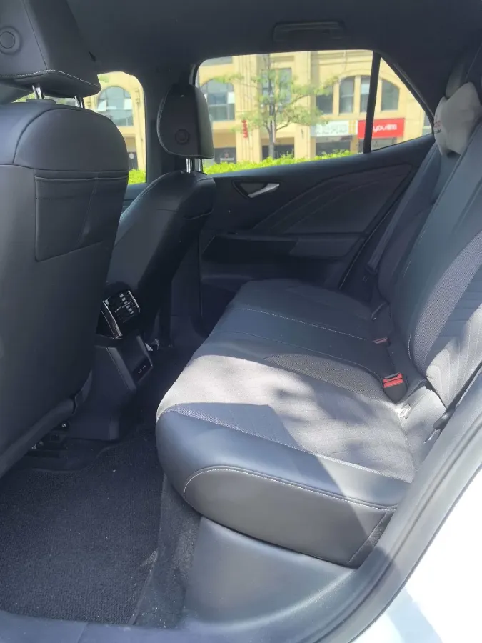 2025 Volkswagen ID.3 BEV 52.8KWH,autocango,china used car exporter,china ev exporter,chinese used car exporter,chinese used ev exporter