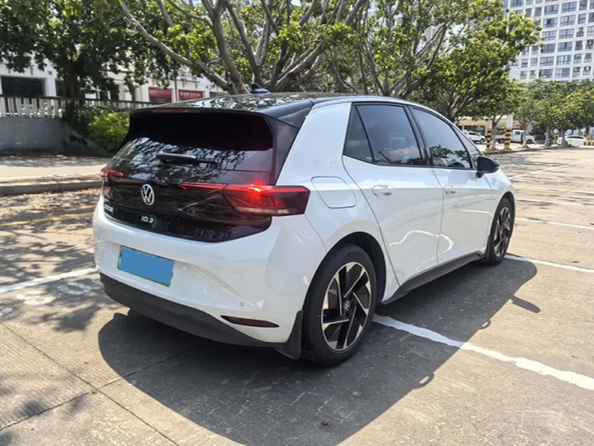 2025 Volkswagen ID.3 BEV 52.8KWH,autocango,china used car exporter,china ev exporter,chinese used car exporter,chinese used ev exporter