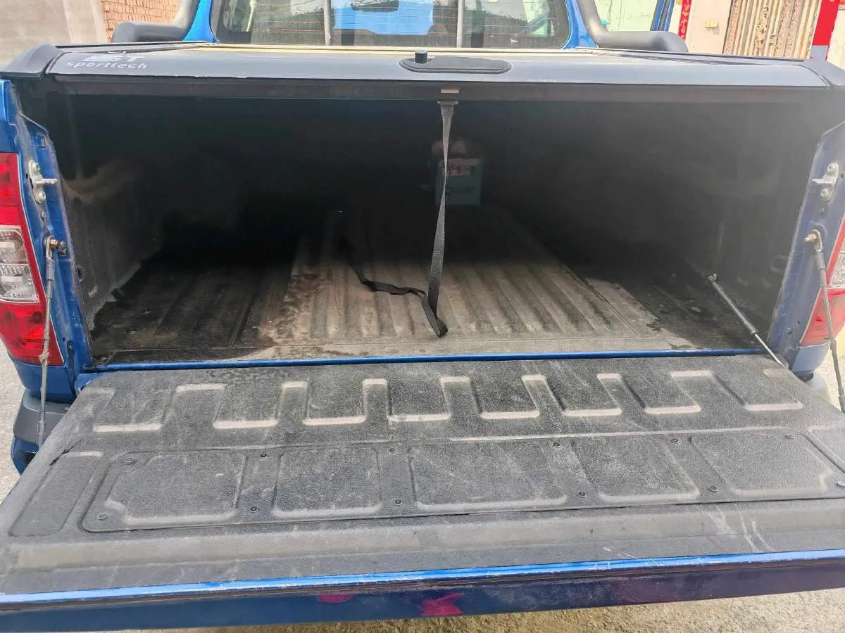 2017 MAXUS T60 2.4L 143HP L4 5MT,autocango,china used car exporter,china ev exporter,chinese used car exporter,chinese used ev exporter