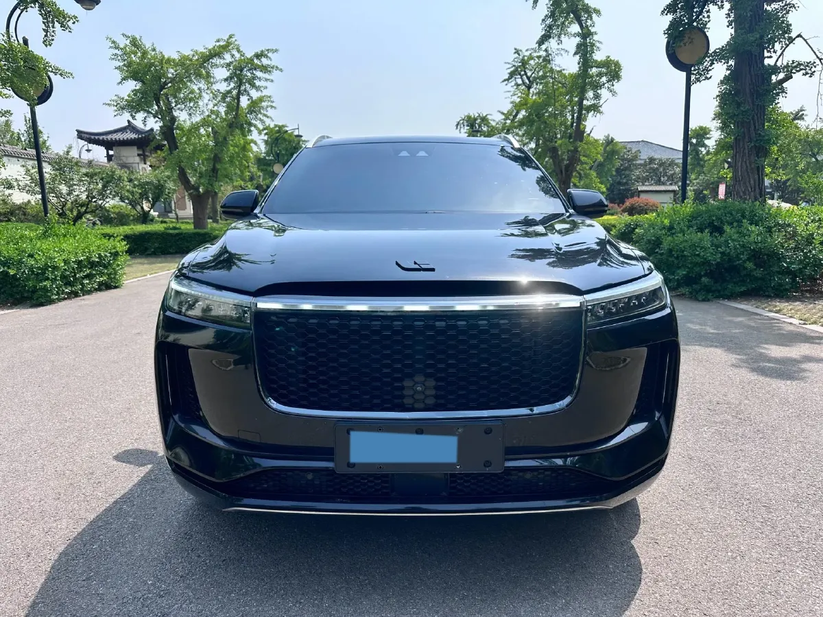 2020 Li ONE Range Extended 131HP REEV 40.5KWH,autocango,china used car exporter,china ev exporter,chinese used car exporter,chinese used ev exporter