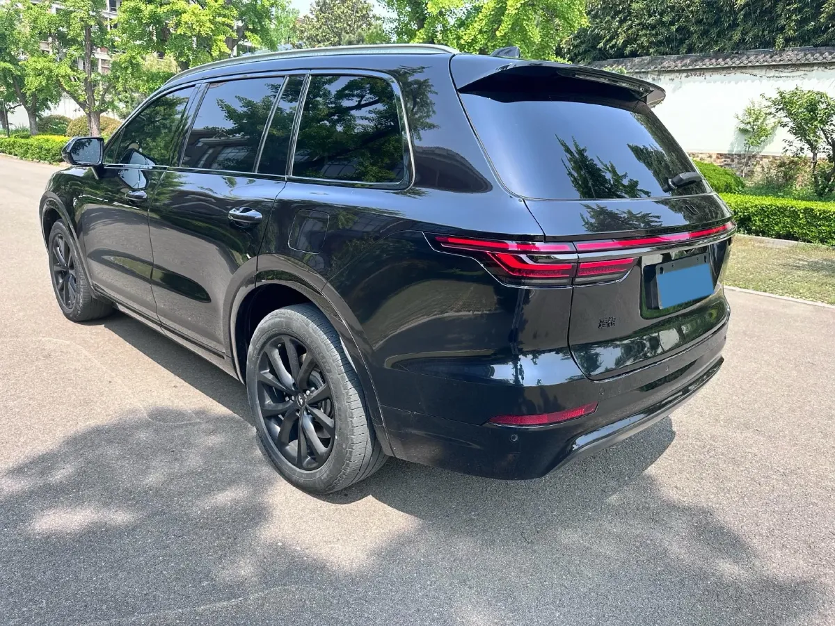 2020 Li ONE Range Extended 131HP REEV 40.5KWH,autocango,china used car exporter,china ev exporter,chinese used car exporter,chinese used ev exporter