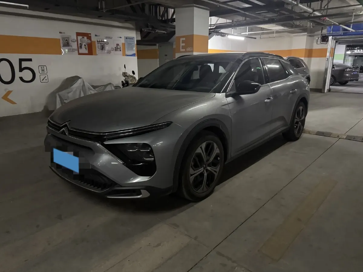2021 Citroen C5 X 1.6T 175HP L4 8AT,autocango,china used car exporter,china ev exporter,chinese used car exporter,chinese used ev exporter