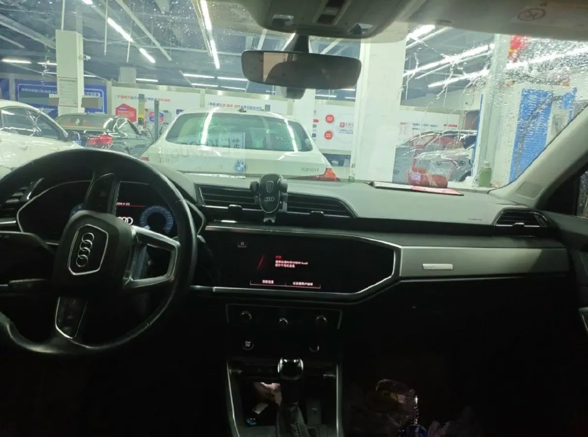 2022 Audi Q3 1.4T 150HP L4 7DCT,autocango,china used car exporter,china ev exporter,chinese used car exporter,chinese used ev exporter