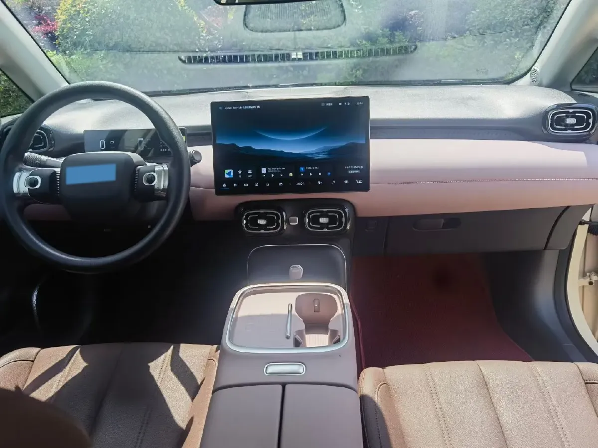 2025 Aion AION UT BEV,autocango,china used car exporter,china ev exporter,chinese used car exporter,chinese used ev exporter