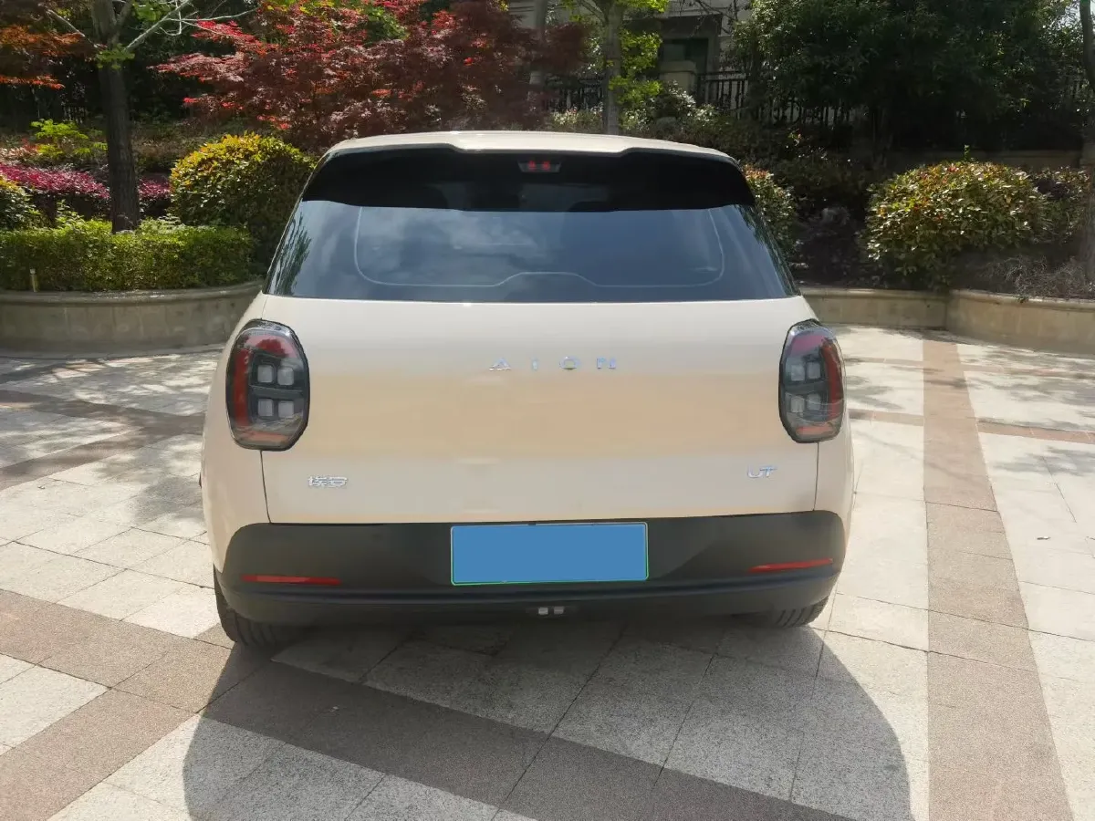 2025 Aion AION UT BEV,autocango,china used car exporter,china ev exporter,chinese used car exporter,chinese used ev exporter