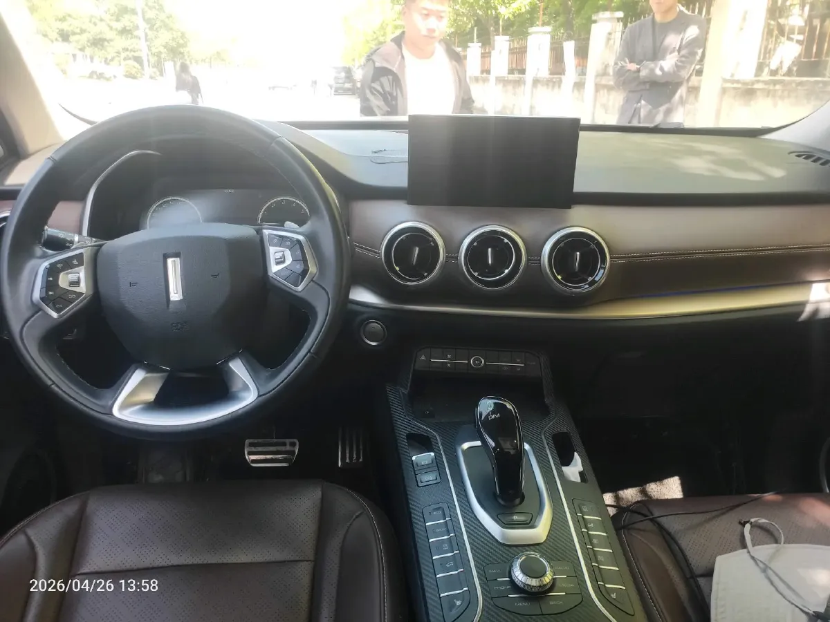 2019 WEY VV6 2.0T 224HP L4 7DCT,autocango,china used car exporter,china ev exporter,chinese used car exporter,chinese used ev exporter