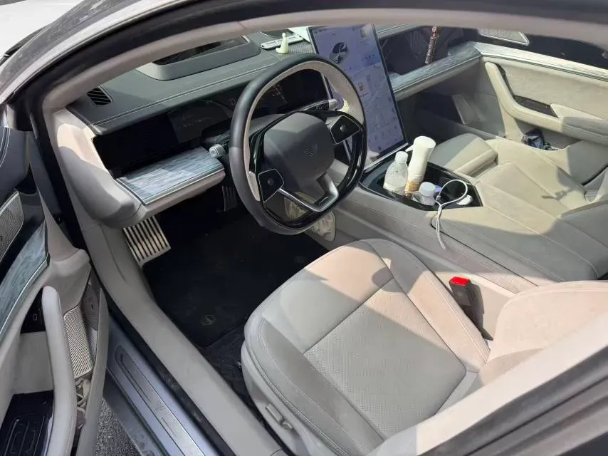 2022 Jeep Grand Commander 2.0T 234HP L4 9AT,autocango,china used car exporter,china ev exporter,chinese used car exporter,chinese used ev exporter