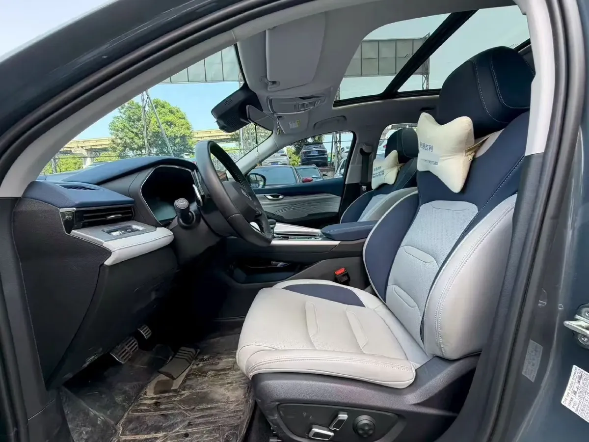 2023 Geely Preface 2.0T 190HP L4 7DCT,autocango,china used car exporter,china ev exporter,chinese used car exporter,chinese used ev exporter