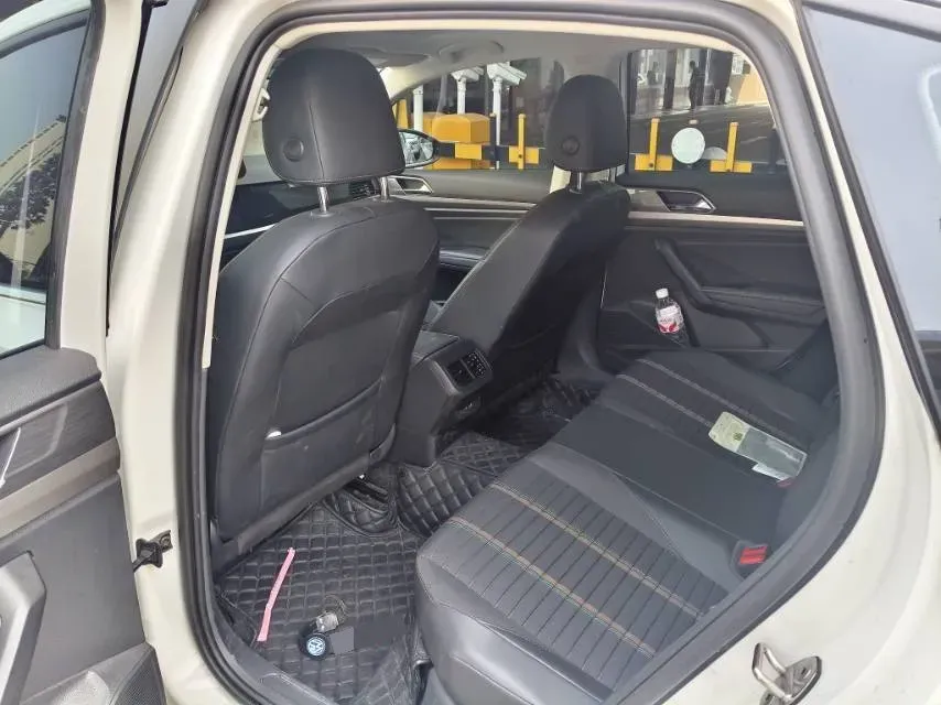 2022 Volkswagen Sagitar 1.2T 116HP L4 7DCT,autocango,china used car exporter,china ev exporter,chinese used car exporter,chinese used ev exporter