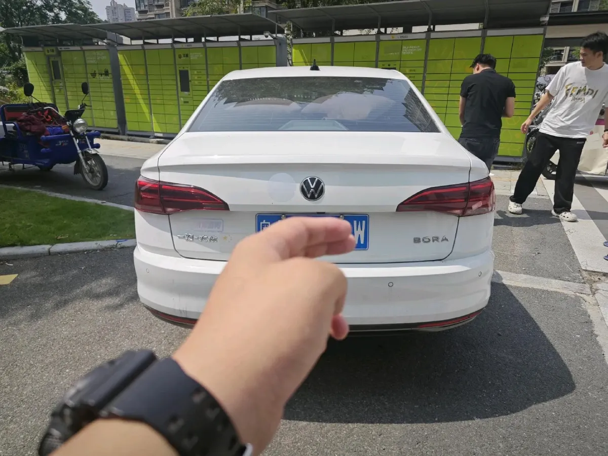 2021 Volkswagen Bora 1.5L 113HP L4 6AT,autocango,china used car exporter,china ev exporter,chinese used car exporter,chinese used ev exporter