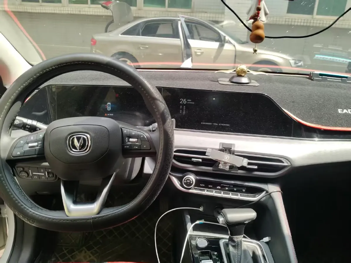 2021 ChangAn Eado 1.4T 160HP L4 7DCT,autocango,china used car exporter,china ev exporter,chinese used car exporter,chinese used ev exporter