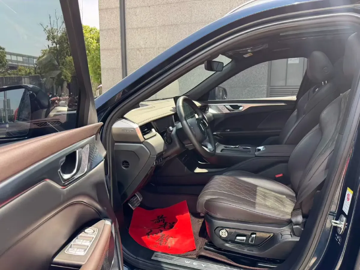 2023 WEY Mocha 1.5T 156HP L4 2DHT PHEV 34KWH,autocango,china used car exporter,china ev exporter,chinese used car exporter,chinese used ev exporter