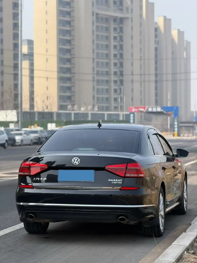 2017 Volkswagen Passat 1.8T 180HP L4 7DCT,autocango,china used car exporter,china ev exporter,chinese used car exporter,chinese used ev exporter