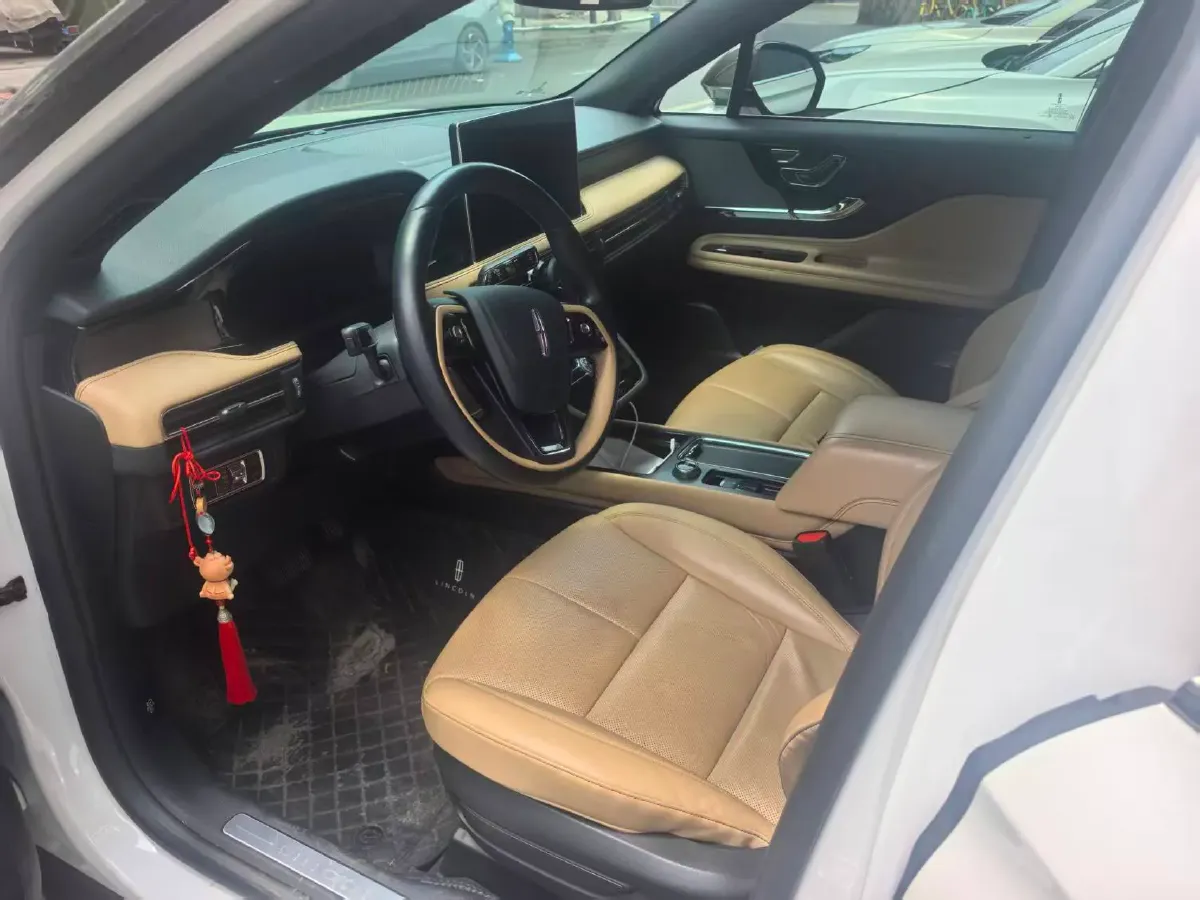 2022 Lincoln Corsair 2.0T 245HP L4 8AT,autocango,china used car exporter,china ev exporter,chinese used car exporter,chinese used ev exporter