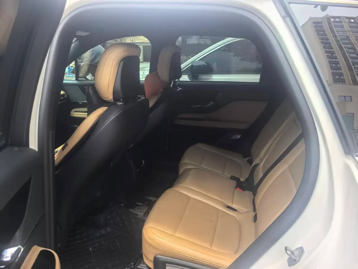 2022 Lincoln Corsair 2.0T 245HP L4 8AT,autocango,china used car exporter,china ev exporter,chinese used car exporter,chinese used ev exporter