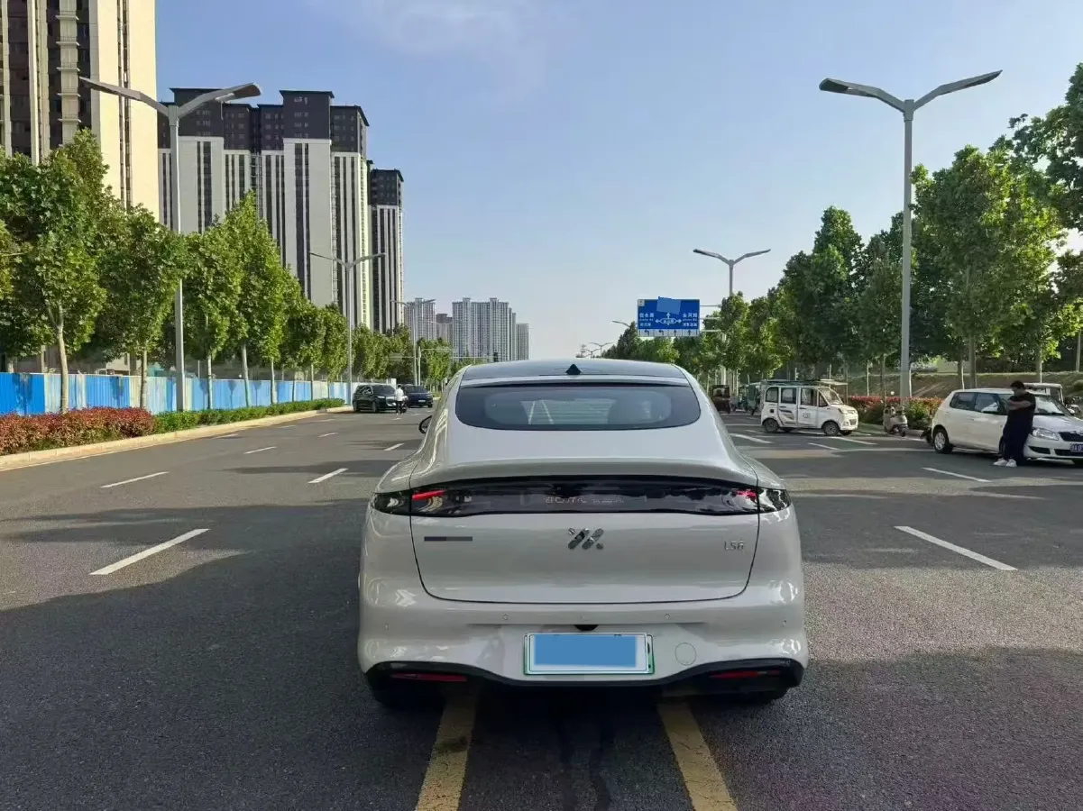 2026 IM LS6 REEV 155HP REEV,autocango,china used car exporter,china ev exporter,chinese used car exporter,chinese used ev exporter