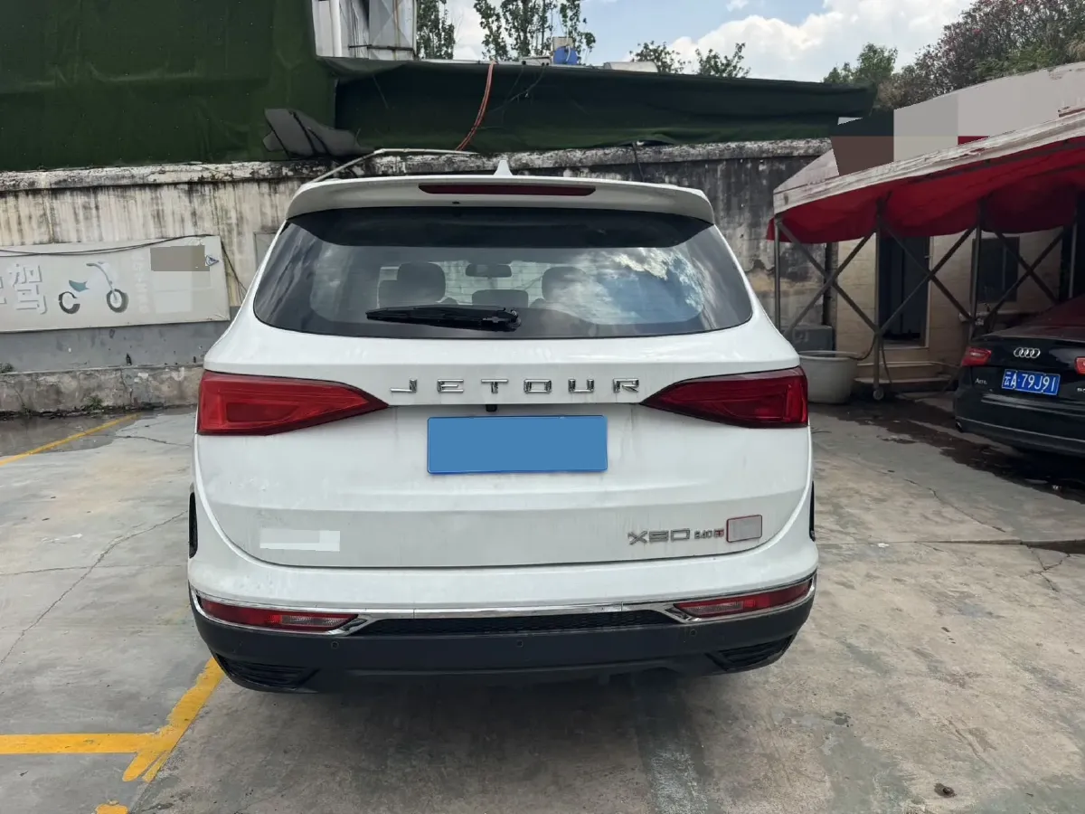 2019 Jetour X90 1.5T 156HP L4 6MT,autocango,china used car exporter,china ev exporter,chinese used car exporter,chinese used ev exporter