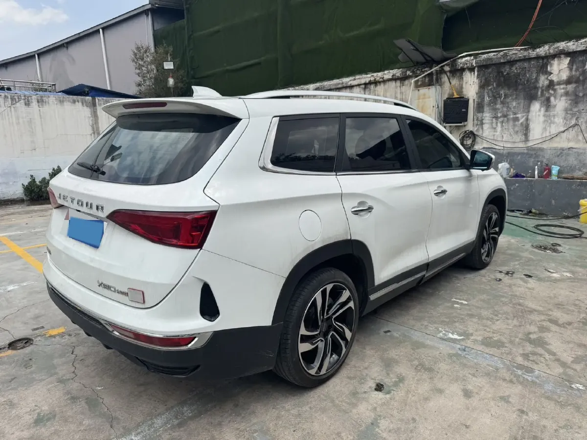 2019 Jetour X90 1.5T 156HP L4 6MT,autocango,china used car exporter,china ev exporter,chinese used car exporter,chinese used ev exporter
