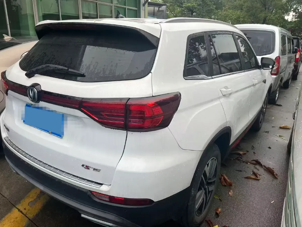 2022 ChangAn CS75 1.5T 180HP L4 7DCT,autocango,china used car exporter,china ev exporter,chinese used car exporter,chinese used ev exporter