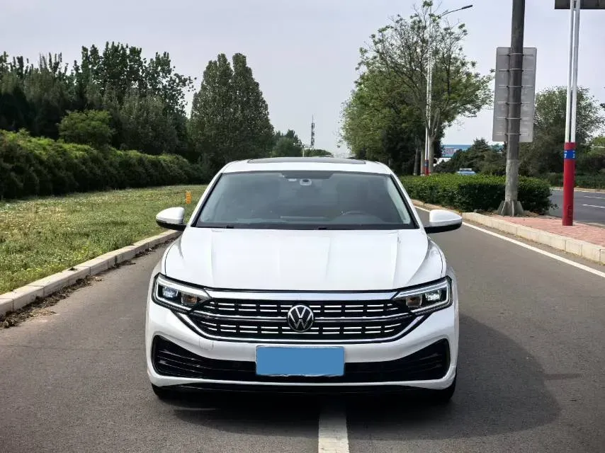 2023 Volkswagen Sagitar 1.4T 150HP L4 7DCT,autocango,china used car exporter,china ev exporter,chinese used car exporter,chinese used ev exporter