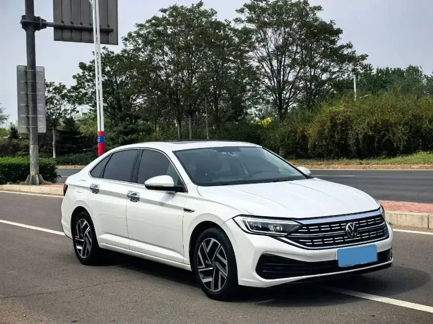 2023 Volkswagen Sagitar 1.4T 150HP L4 7DCT,autocango,china used car exporter,china ev exporter,chinese used car exporter,chinese used ev exporter