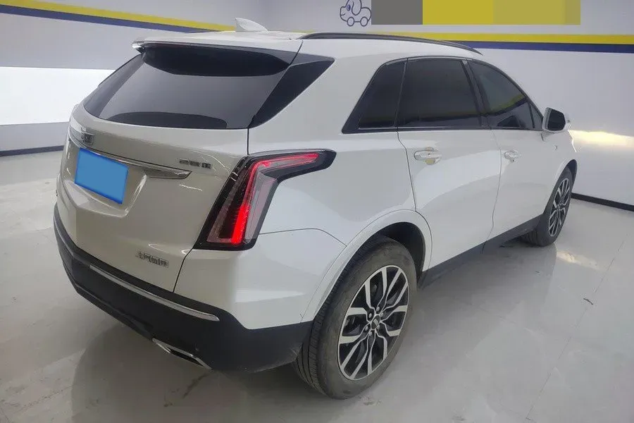 2022 Cadillac XT5 2.0T 237HP L4 9AT,autocango,china used car exporter,china ev exporter,chinese used car exporter,chinese used ev exporter