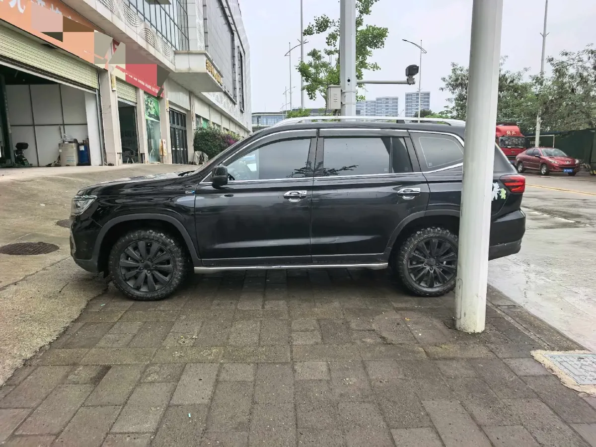 2019 Roewe RX8 2.0T 222HP L4 6AT,autocango,china used car exporter,china ev exporter,chinese used car exporter,chinese used ev exporter