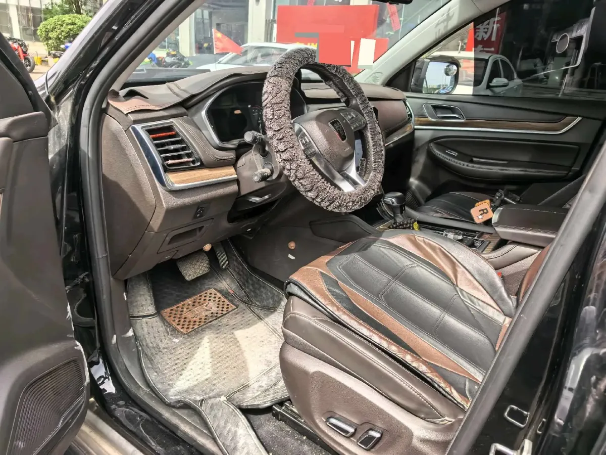2019 Roewe RX8 2.0T 222HP L4 6AT,autocango,china used car exporter,china ev exporter,chinese used car exporter,chinese used ev exporter