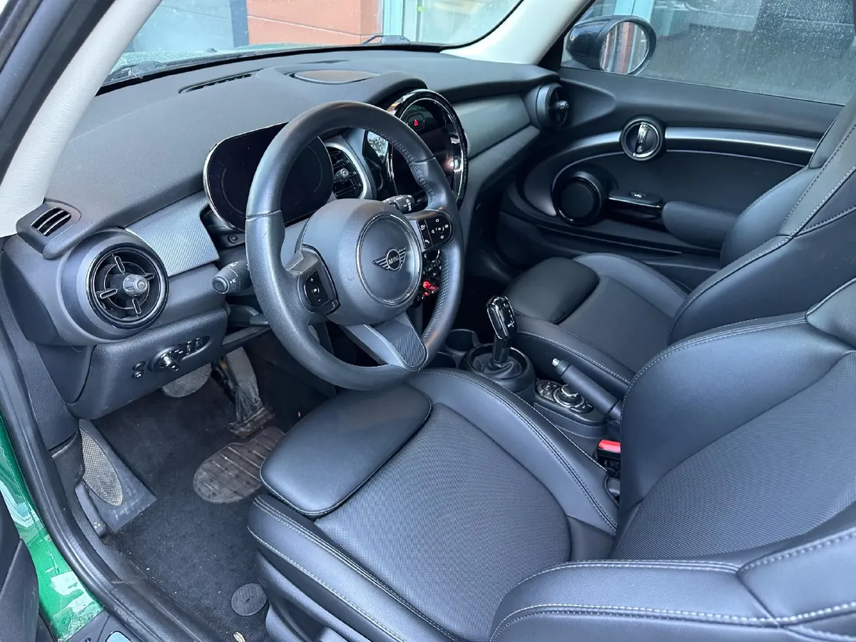 2022 MINI MINI 1.5T 136HP L3 7DCT,autocango,china used car exporter,china ev exporter,chinese used car exporter,chinese used ev exporter