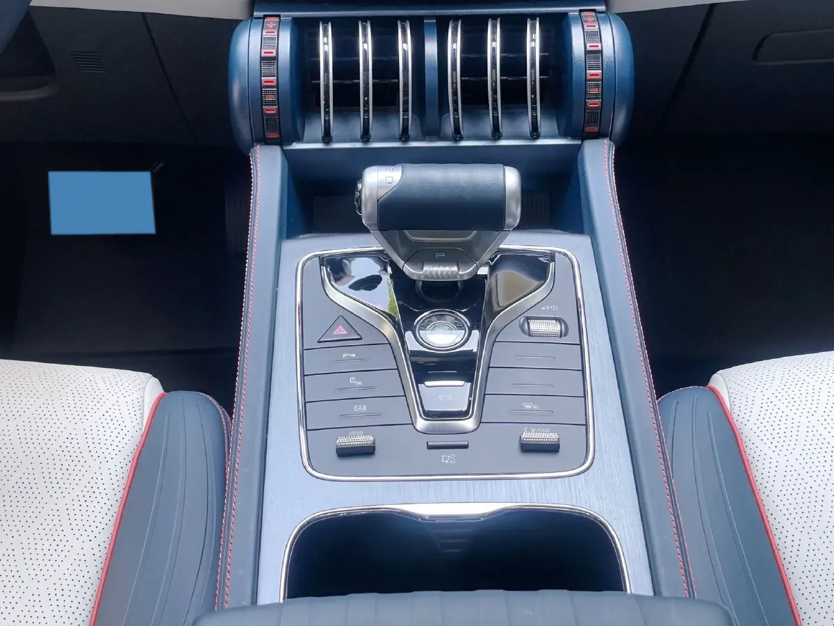 2022 Foton Grand General G7 2.0T 238HP L4 8AT,autocango,china used car exporter,china ev exporter,chinese used car exporter,chinese used ev exporter