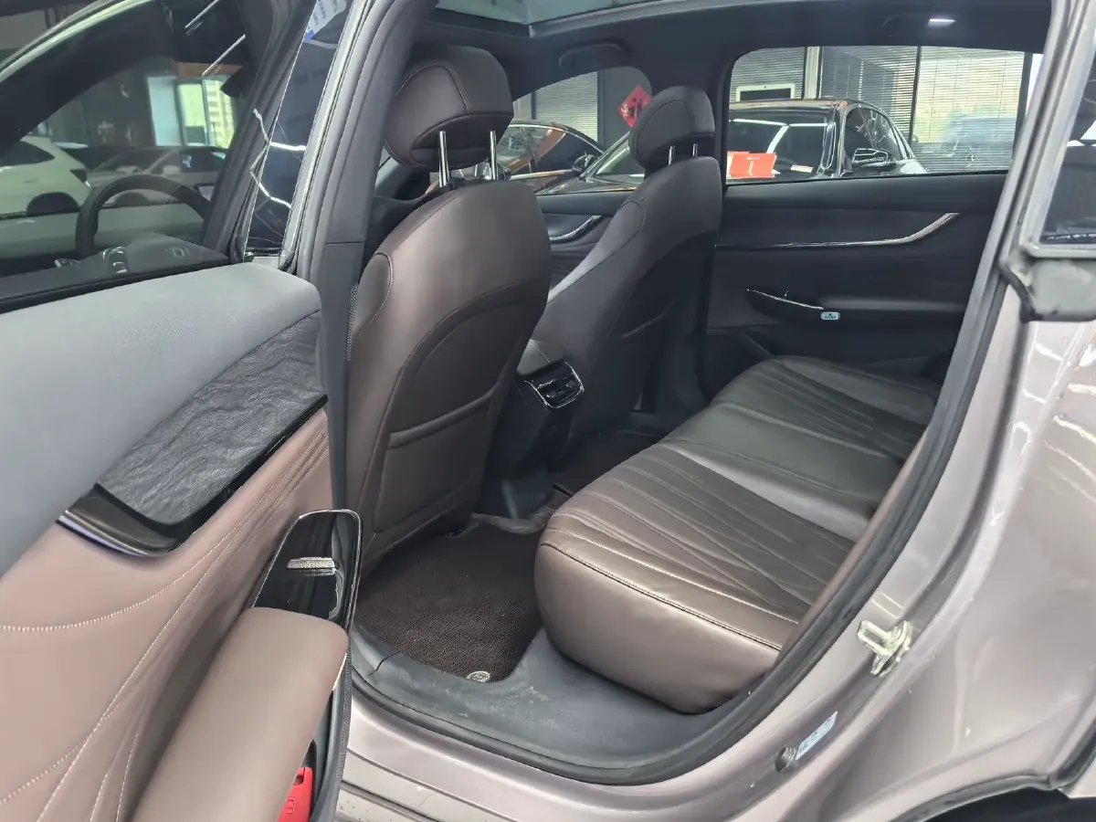 2025 ChangAn QiYuan A07 REEV 98HP REEV 28.4KWH,autocango,china used car exporter,china ev exporter,chinese used car exporter,chinese used ev exporter