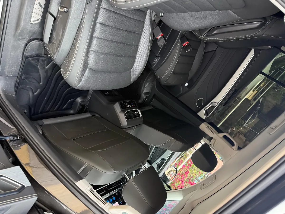 2023 Volkswagen Talagon 2.0T 220HP L4 7DCT,autocango,china used car exporter,china ev exporter,chinese used car exporter,chinese used ev exporter