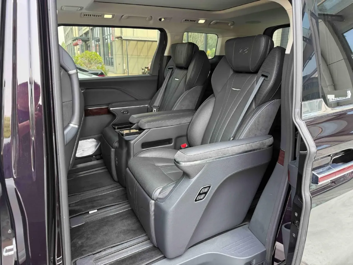 2024 HongQi HQ9 2.0T 163HP L4 1DHT PHEV 20.14KWH,autocango,china used car exporter,china ev exporter,chinese used car exporter,chinese used ev exporter