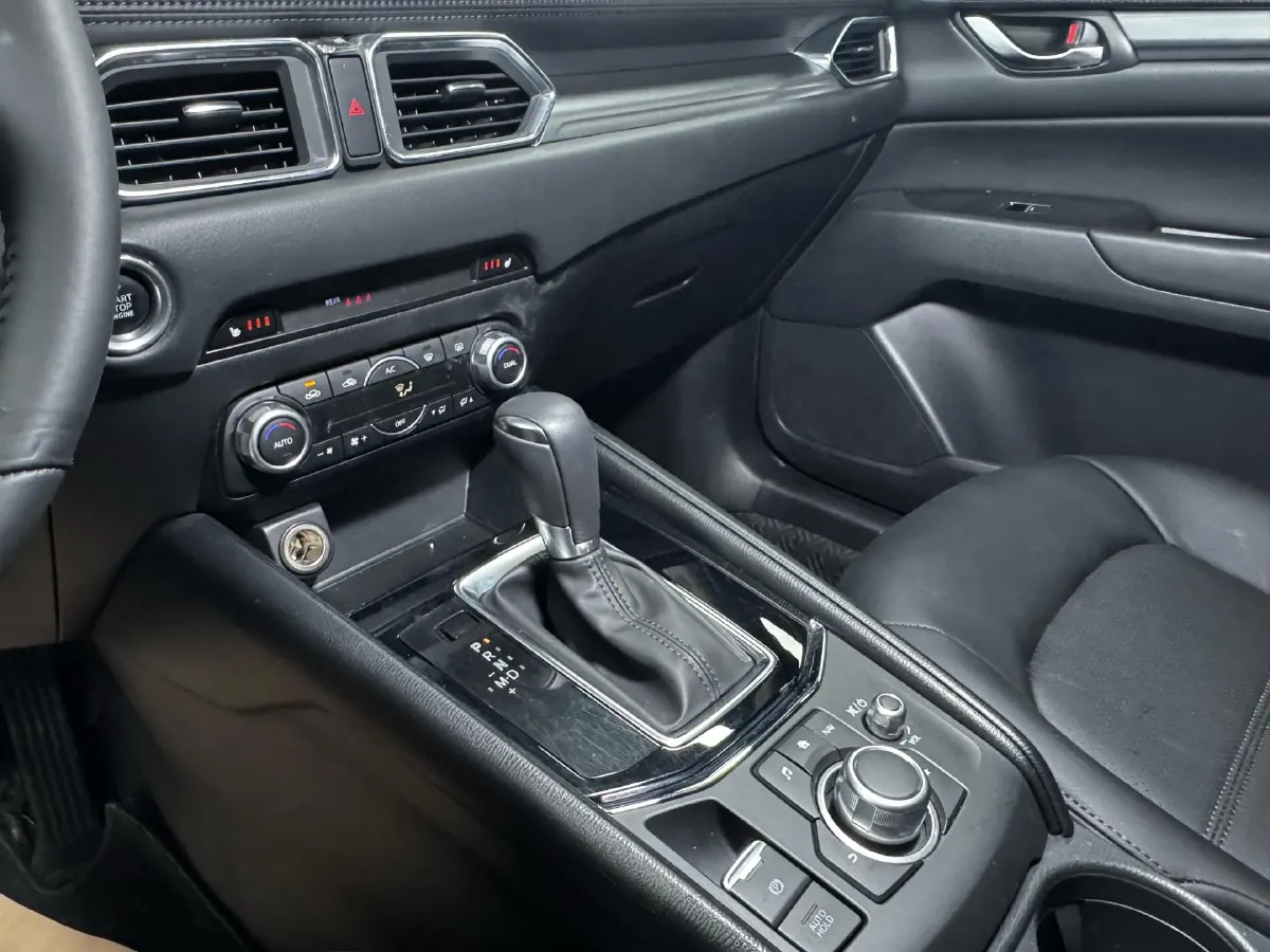 2022 MAXUS XinTu V90 2.0T 150HP L4 6AT,autocango,china used car exporter,china ev exporter,chinese used car exporter,chinese used ev exporter