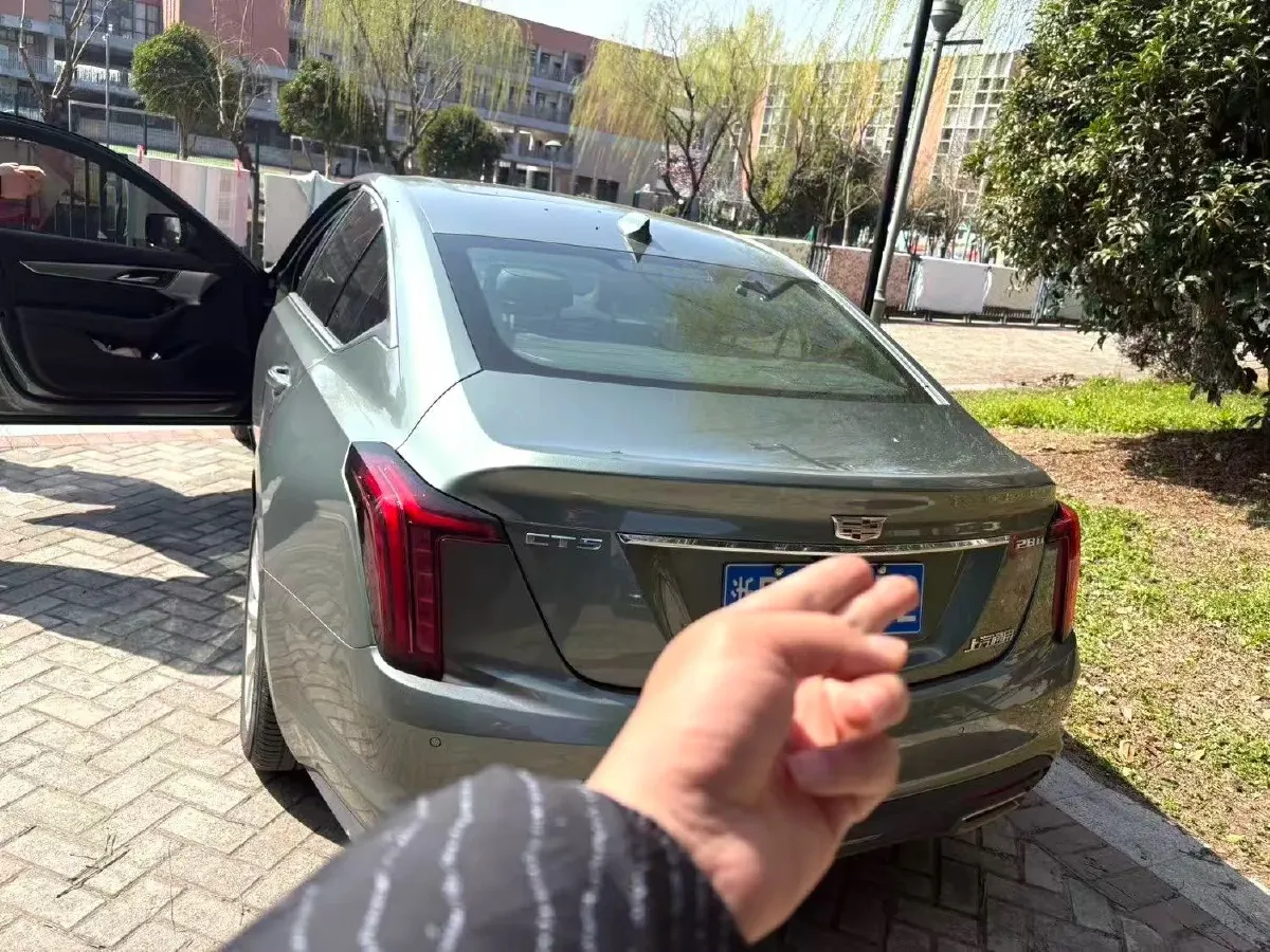 2023 Cadillac CT5 2.0T 237HP L4 10AT,autocango,china used car exporter,china ev exporter,chinese used car exporter,chinese used ev exporter