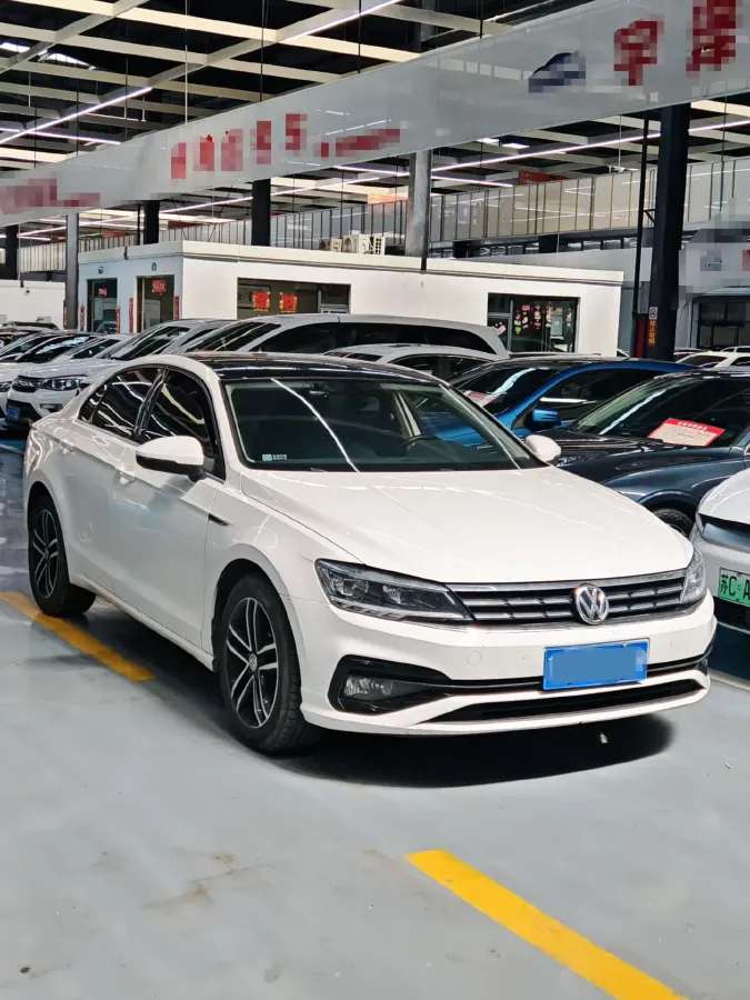 2019 Volkswagen Passat 1.4T 150HP L4 7DCT,autocango,china used car exporter,china ev exporter,chinese used car exporter,chinese used ev exporter