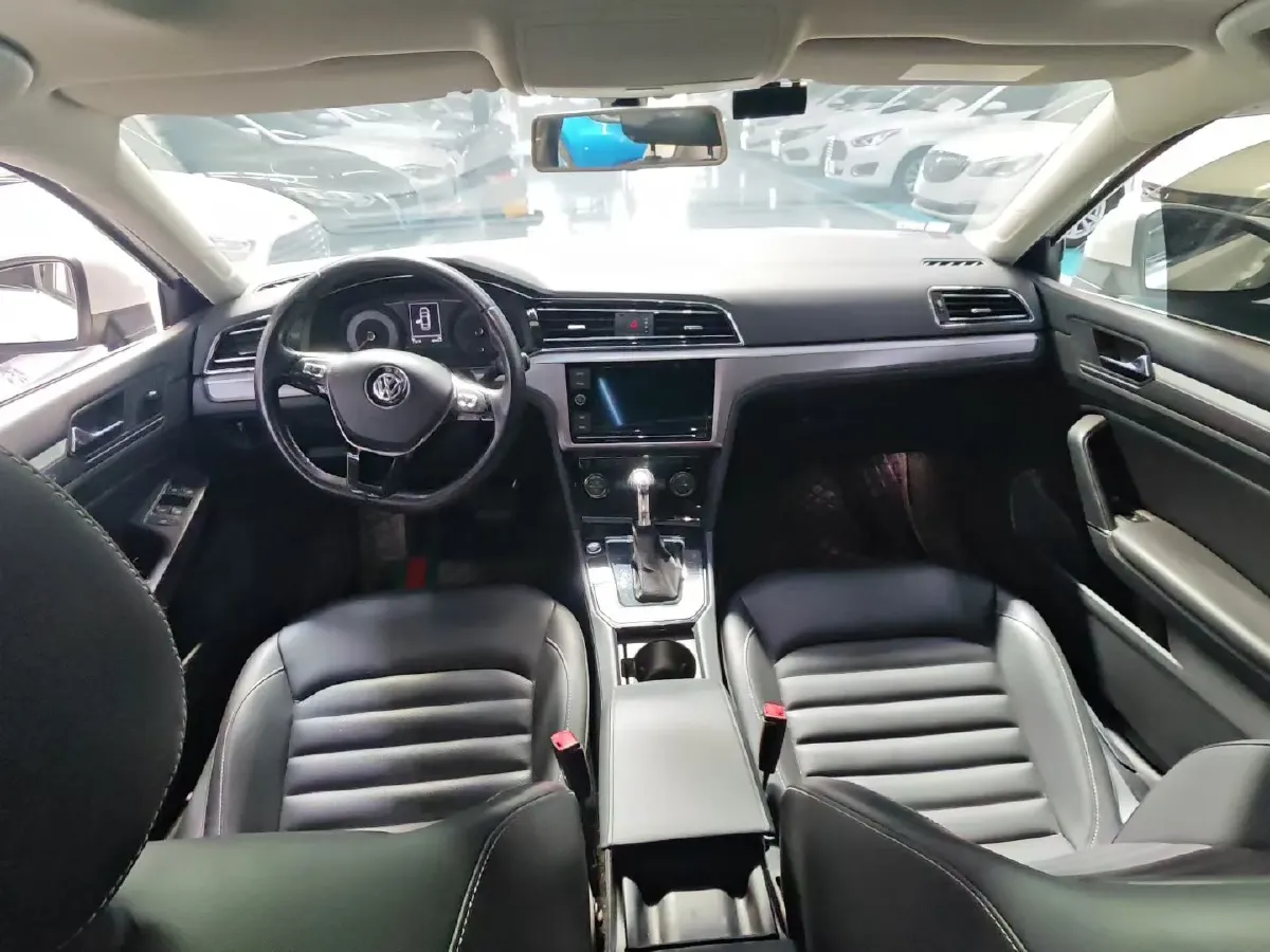 2019 Volkswagen Passat 1.4T 150HP L4 7DCT,autocango,china used car exporter,china ev exporter,chinese used car exporter,chinese used ev exporter