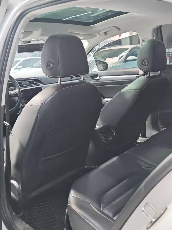 2019 Volkswagen Passat 1.4T 150HP L4 7DCT,autocango,china used car exporter,china ev exporter,chinese used car exporter,chinese used ev exporter