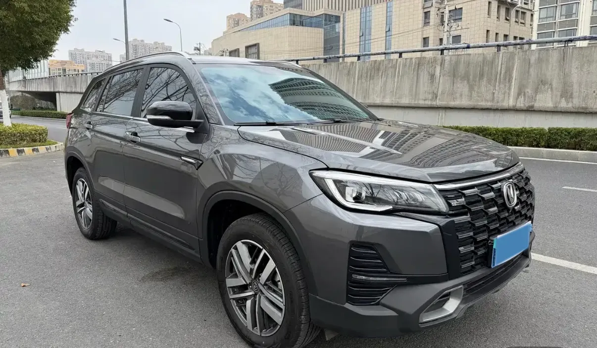 2024 ChangAn CS75 1.5T 188HP L4 7DCT,autocango,china used car exporter,china ev exporter,chinese used car exporter,chinese used ev exporter